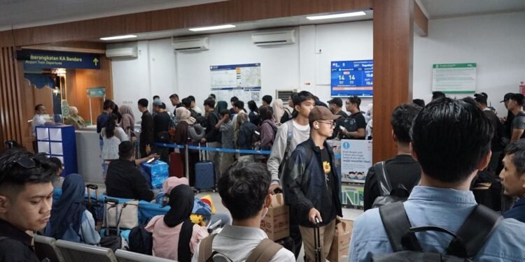 Momentum Long Weekend May Day, KAI Bandara Layani 28 Ribu Penumpang KA Bandara YIA