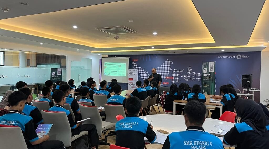 Kunjungan Industri SMKN 6 Malang di Telkom AI Center Mendorong Pemahaman Teknologi dan Inovasi di Era Digital