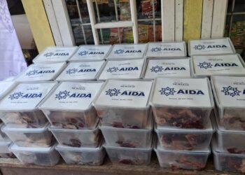 AIDA Kemlu Azerbaijan dan OIC Youth Indonesia Salurkan 500 Paket Daging Kurban bagi Masyarakat di Bogor dan Sukabumi