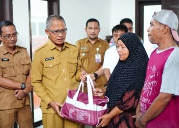 Pemkot Gercep, Serahkan Bantuan Untuk Korban Kebakaran Di Wumialo