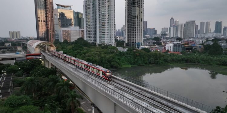 Warga Bekasi dan Cibubur Bisa Manfaatkan LRT Jabodebek untuk Akses ke Jakarta Fair 2026