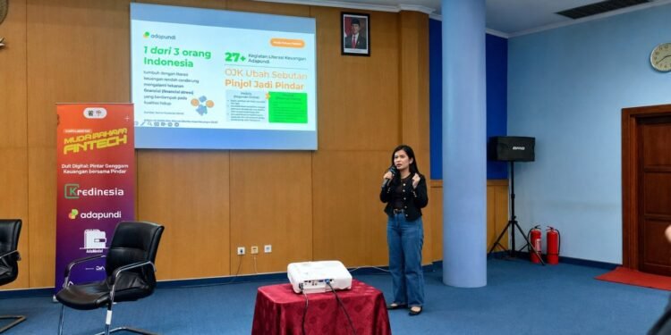 Lewat Literasi Keuangan, Adapundi Dorong Mahasiswa Makassar Bijak Kelola Keuangan Digital