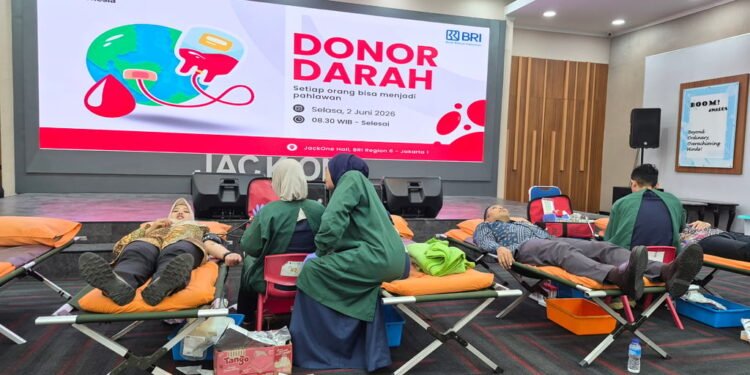 Antusiasme Tinggi, Pekerja BRI Region 6 dan Unit Kerja Supervisi Ikuti Kegiatan Donor Darah