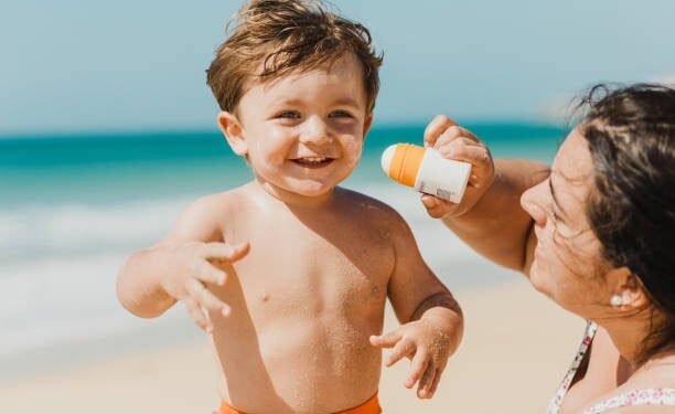 Apa Itu SPF dan Berapa SPF yang Aman untuk Bayi dan Anak?