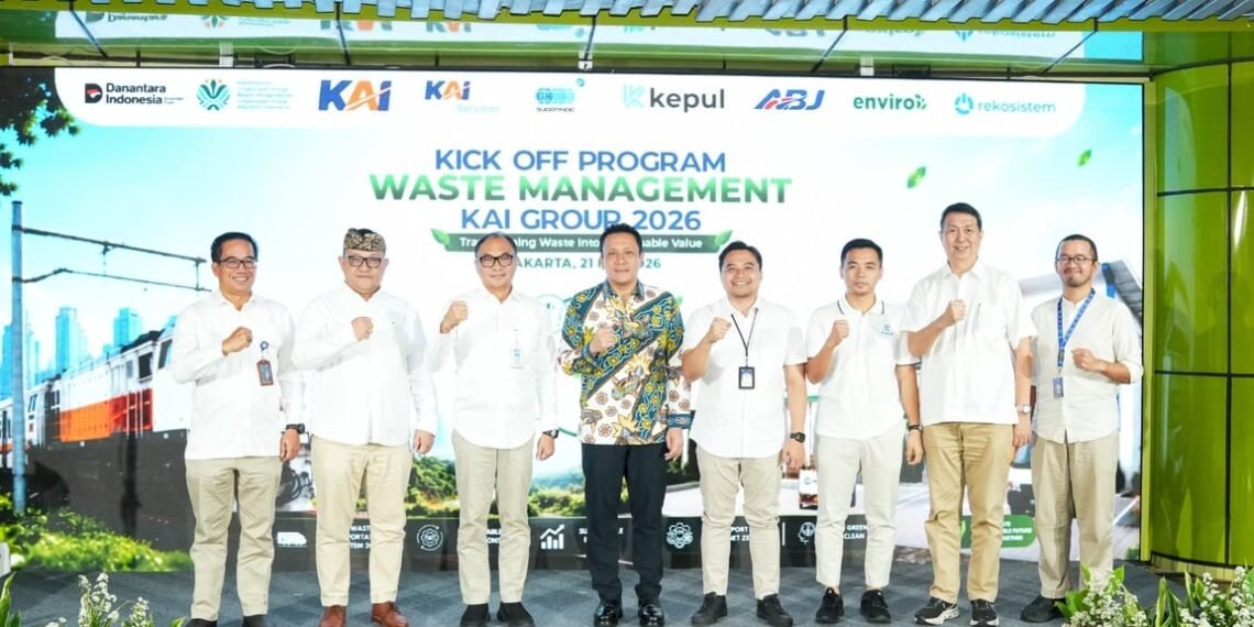 Kolaborasi Strategis SUCOFINDO dan KAI Services Dorong Implementasi Waste Management Berkelanjutan