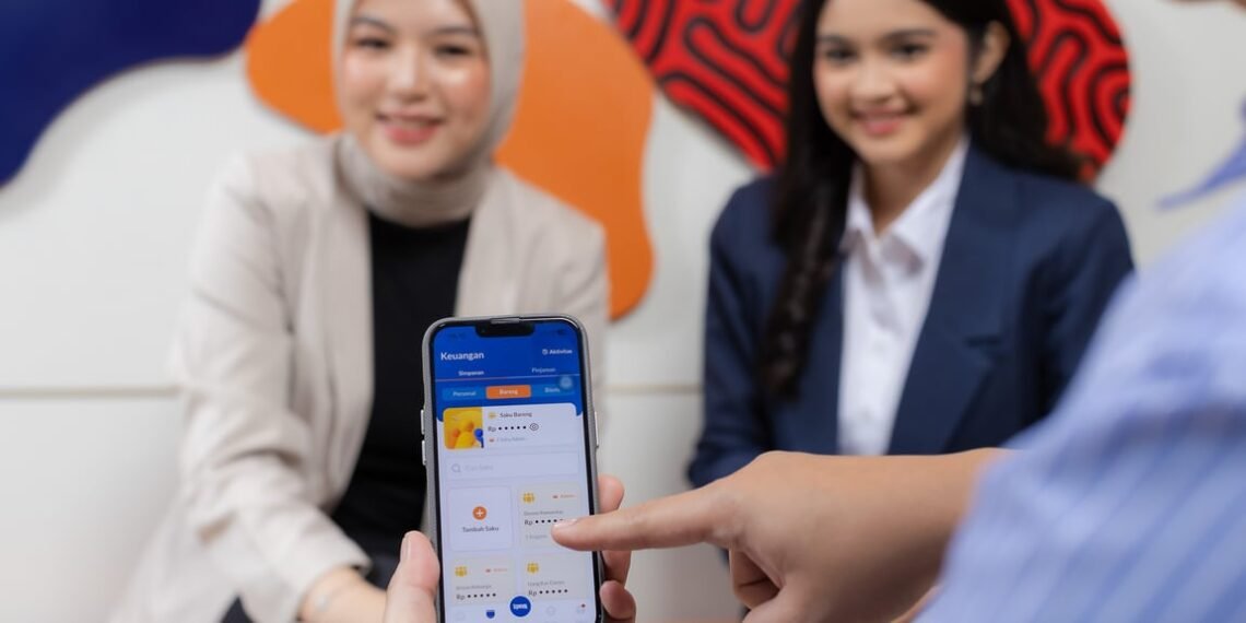 Bank Raya Dukung Inklusi Keuangan Digital Generasi Muda dan K-popers  di P-Land: K-pop Art Market Vol.5