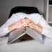 Financial Burnout: Saat Capek Cari Uang Tapi Saldo Tabungan Tidak Bertambah