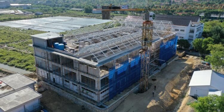 Menata Masa Depan dari Setiap Lantai: Pembangunan Gedung Baru Politeknik Negeri Madura Kian Berakselerasi