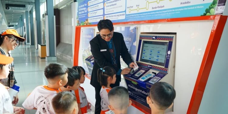 KAI Bandara Edukasi Puluhan Ribu Masyarakat Melalui Program Edutrain Hingga Juni Tahun 2026 KAI Bandara Edukasi Puluhan Ribu Masyarakat Melalui Program Edutrain Hingga Juni Tahun 2026