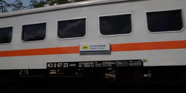 KA Lokal Siliwangi Jadi Primadona Transportasi Masyarakat Cianjur Saat Libur Akhir Pekan dan Tahun Baru Islam 1448 H