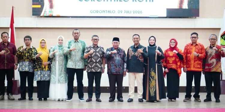 Kenalkan Budaya Kerja Ke Kapolresta Baru:. Adhan : Kami Tidur Setelah Masyarakat Terlelap‎‎