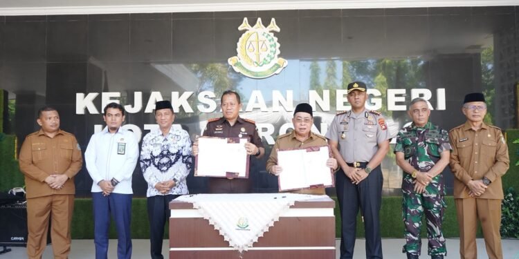 Pemkot Gorontalo Gandeng Kejari Beri Perlindungan Hukum bagi Guru