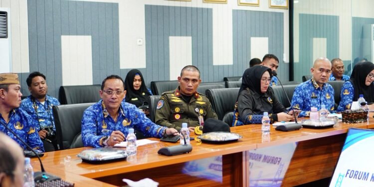 Peringati Bulan Wawasan Kebangsaan, Forkopimda Bagikan 1.000 Lembar Bendera Merah Putih