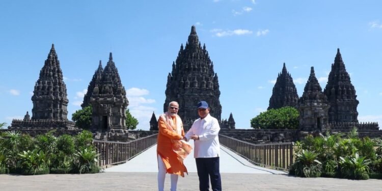 Prabowo dan PM Modi Tegaskan Ikatan Peradaban Indonesia-India di Candi Prambanan