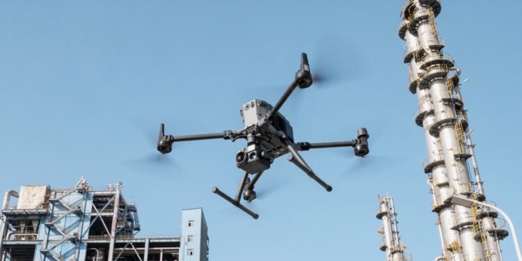Inspeksi Visual dan Thermal Jarak Jauh dengan DJI Zenmuse H30T