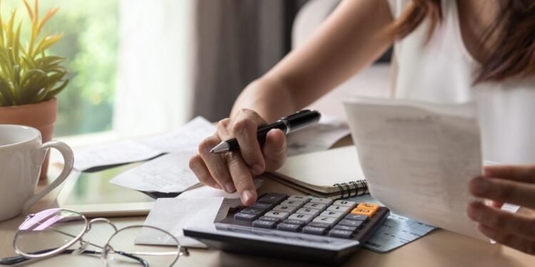 Pernah Dengar Metode Sinking Fund? Cara Menyiapkan Pengeluaran Besar Tanpa Bikin Keuangan Kaget
