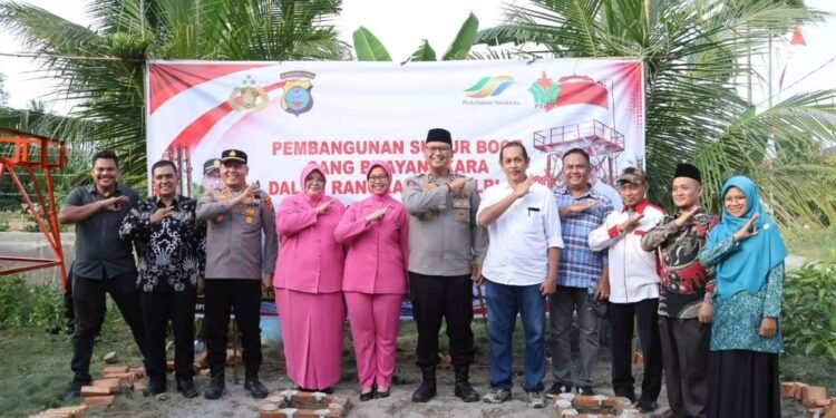 Holding Perkebunan Nusantara Perkuat Akses Air Bersih, PTPN IV PalmCo dan Polres Langkat Bangun Sumur Bor bagi Masyarakat
