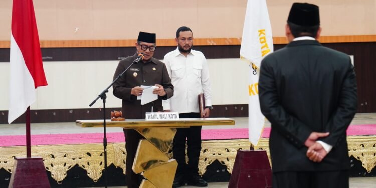 Dilantik Sebagai Pj Sekda, Wawali Indra Minta Nuryanto Perkuat Koordinasi
