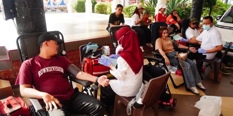 81 Pendonor Ikuti Kegiatan Donor Darah Meriahkan Hari Kemerdekaan