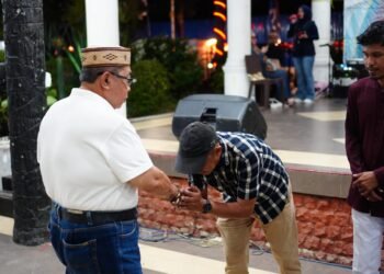 ‎Lurah Leato Utara dan Kapus Kota Selatan Gondol Juara Satu Lomba Vokalia
