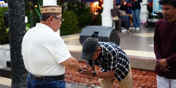 ‎Lurah Leato Utara dan Kapus Kota Selatan Gondol Juara Satu Lomba Vokalia
