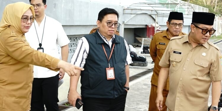 Wawali Indra Dampingi KPK Tinjau Sejumlah Proyek Infrastruktur