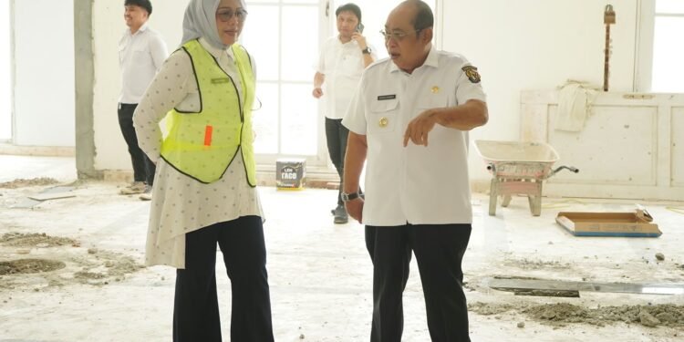 Wali Kota Adhan Tinjau Pekerjaan Revitalisasi Belle Li Mbui